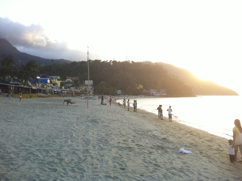 Afternoon sun at White Beach.